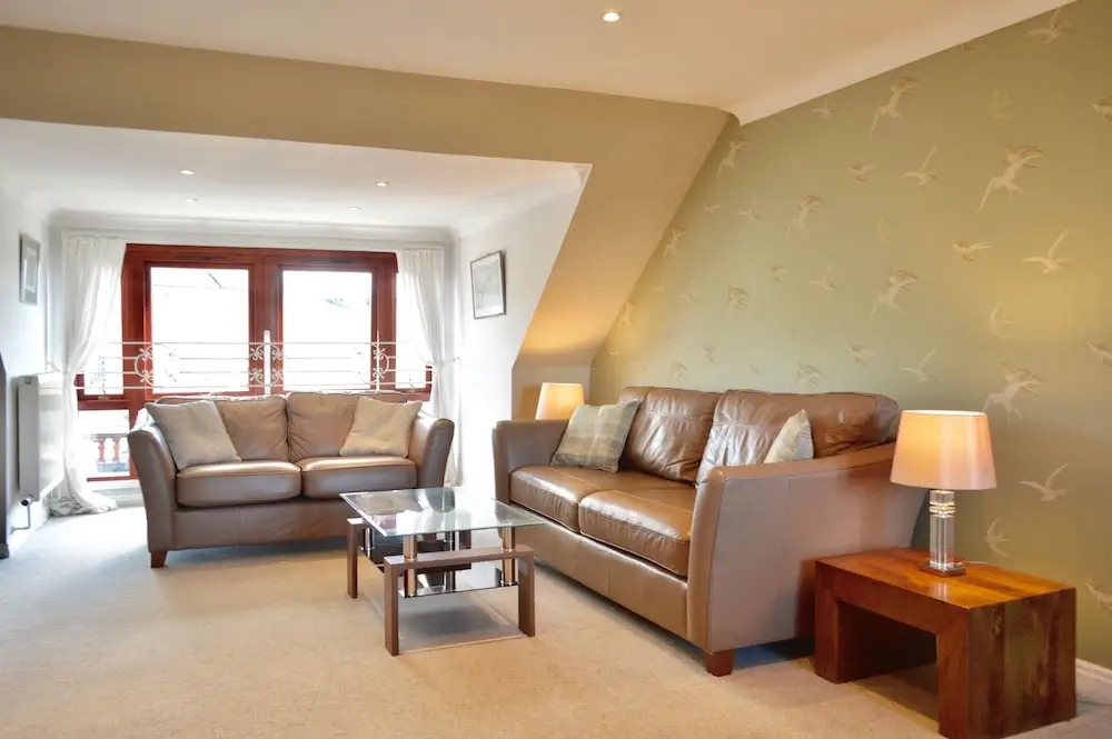 4 Bedroom Penthouse in Stockbridge