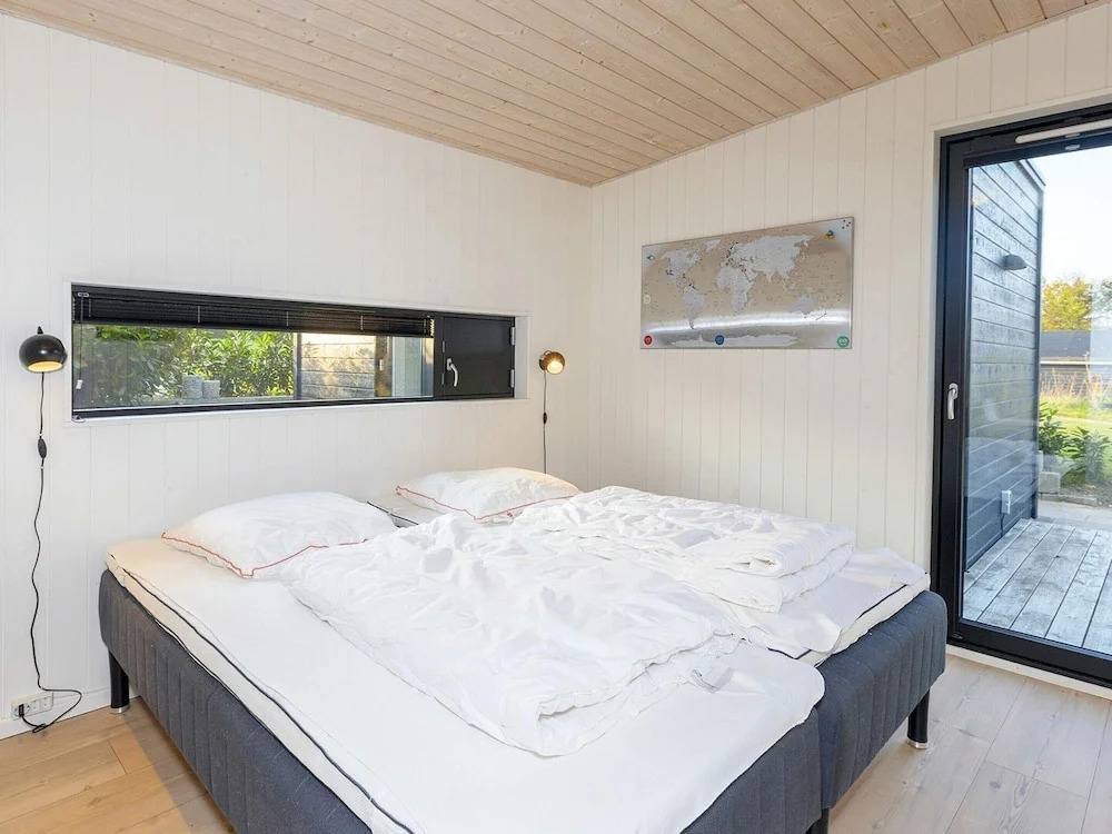 Simplistic Holiday Home in LÃ¸gstrup near Sea