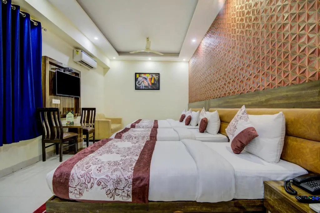 Hotel HSP Suites - Near IGI Airport, New Delhi