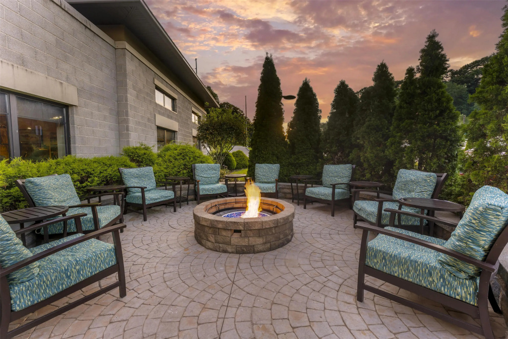 Best Western Plus Franciscan Square Inn & Suites Steubenville