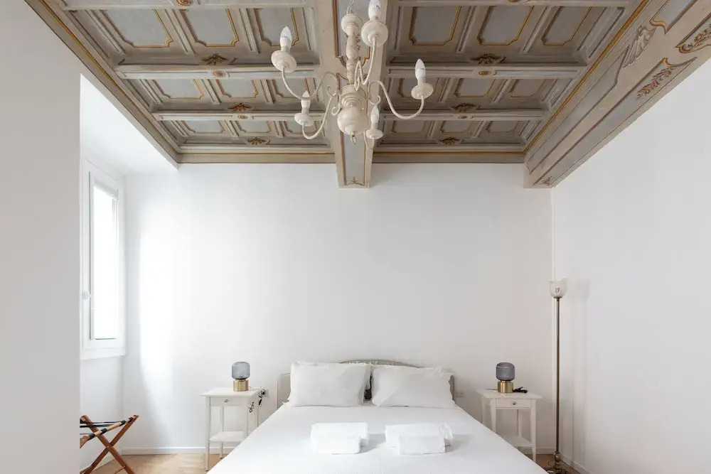 City Center- Modern and Bright apartment