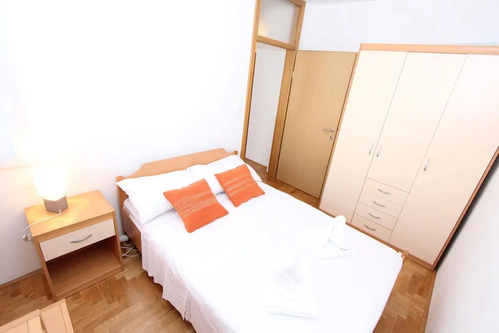 Apartment Mladen
