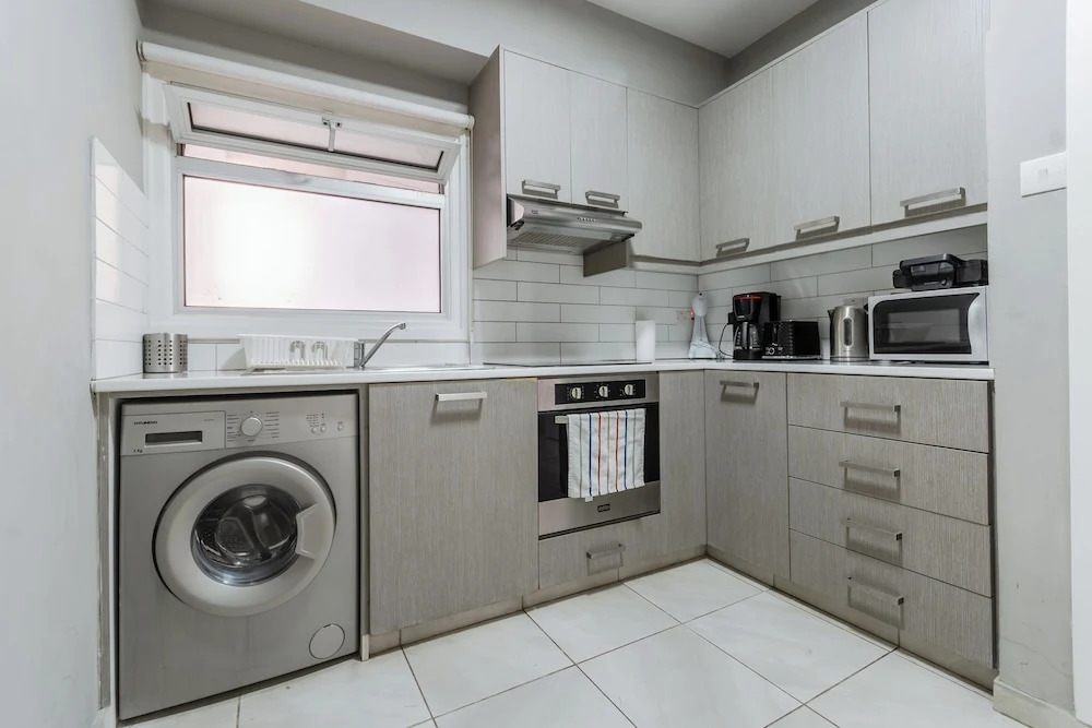 Paradise Promenade Apartment