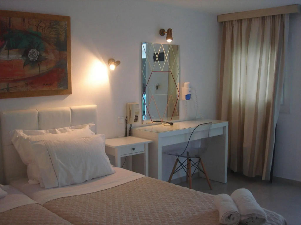 Mykonos Gem