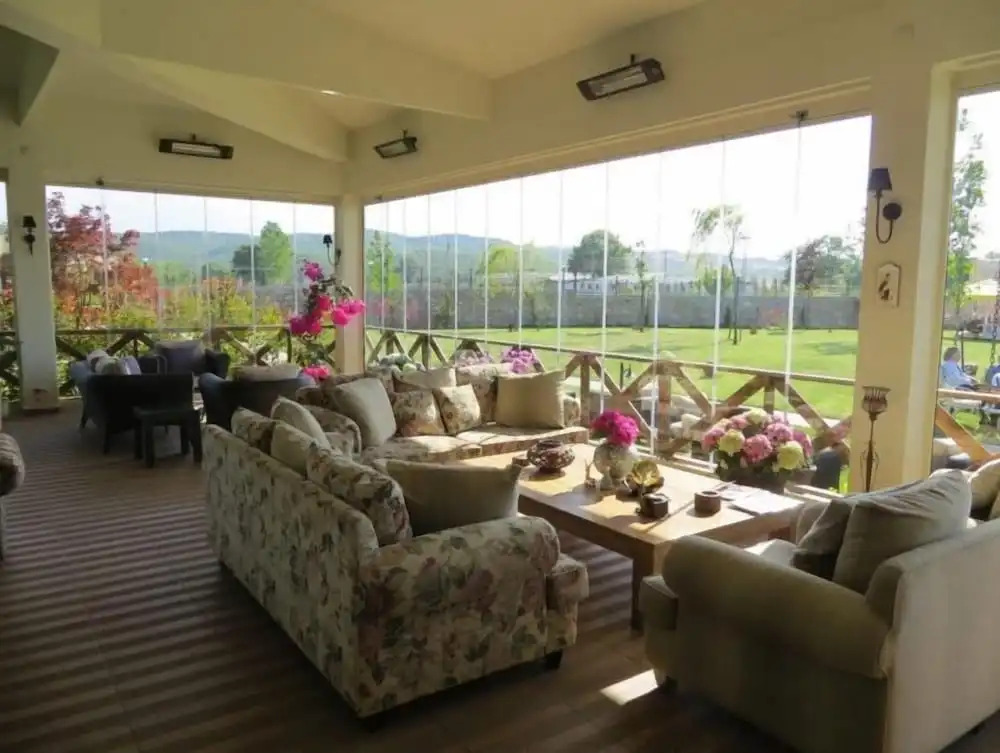 Riva's Club Hotel