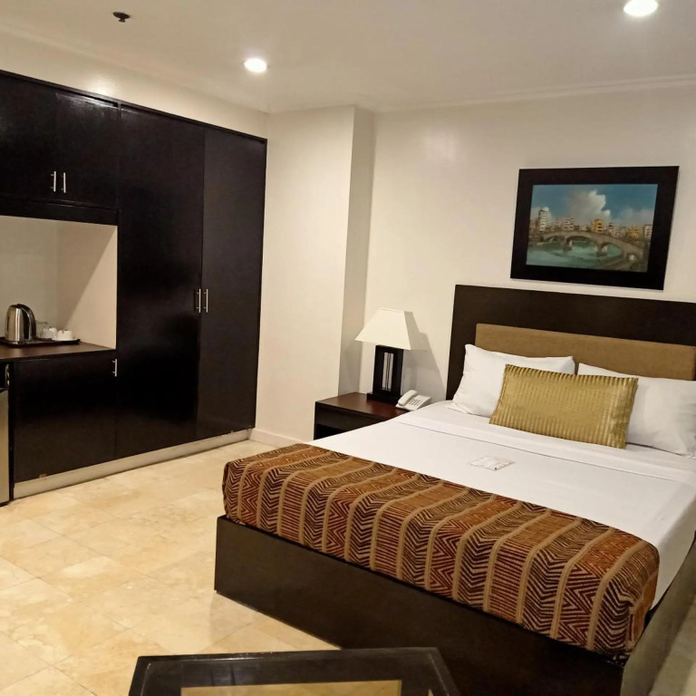 Paragon Tower Hotel