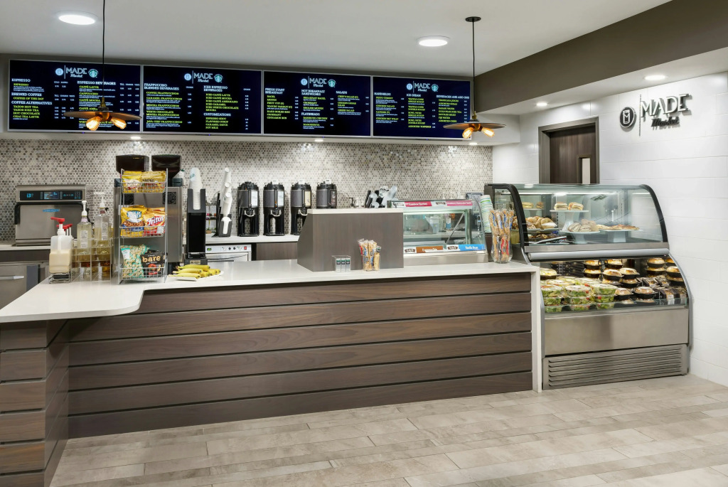 DoubleTree by Hilton Orlando Airport Hotel