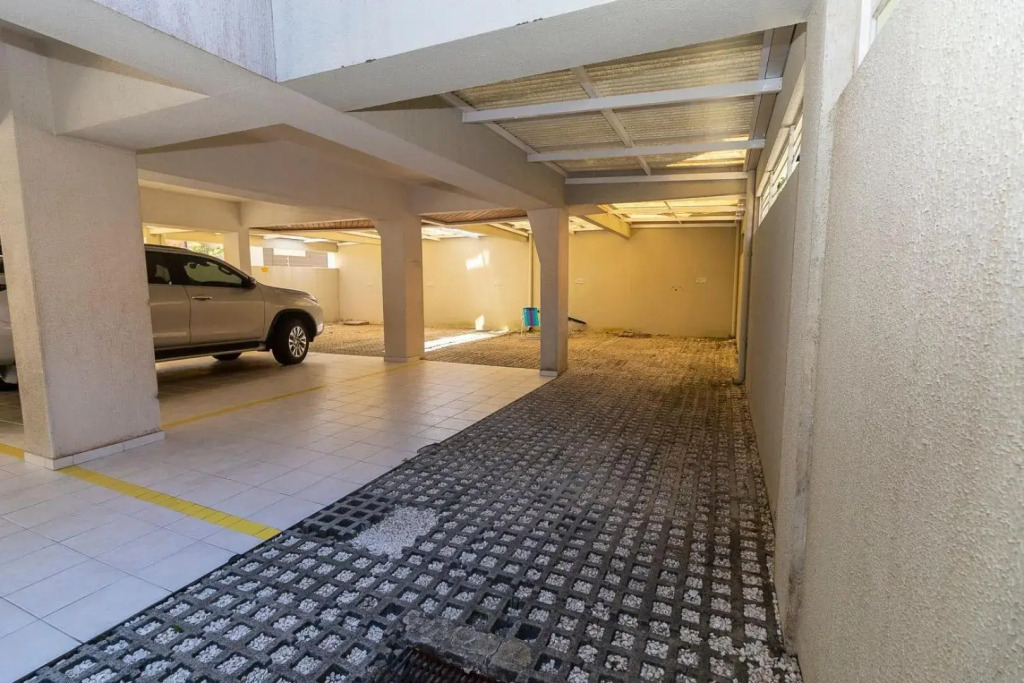 Maristela 201 - Apartamento na praia de Bombas com vista para o mar - à poucos passos da praia