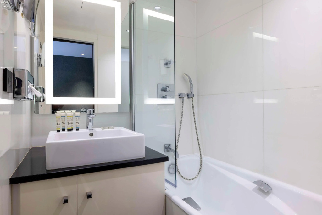Best Western Plus Bretagne Montparnasse