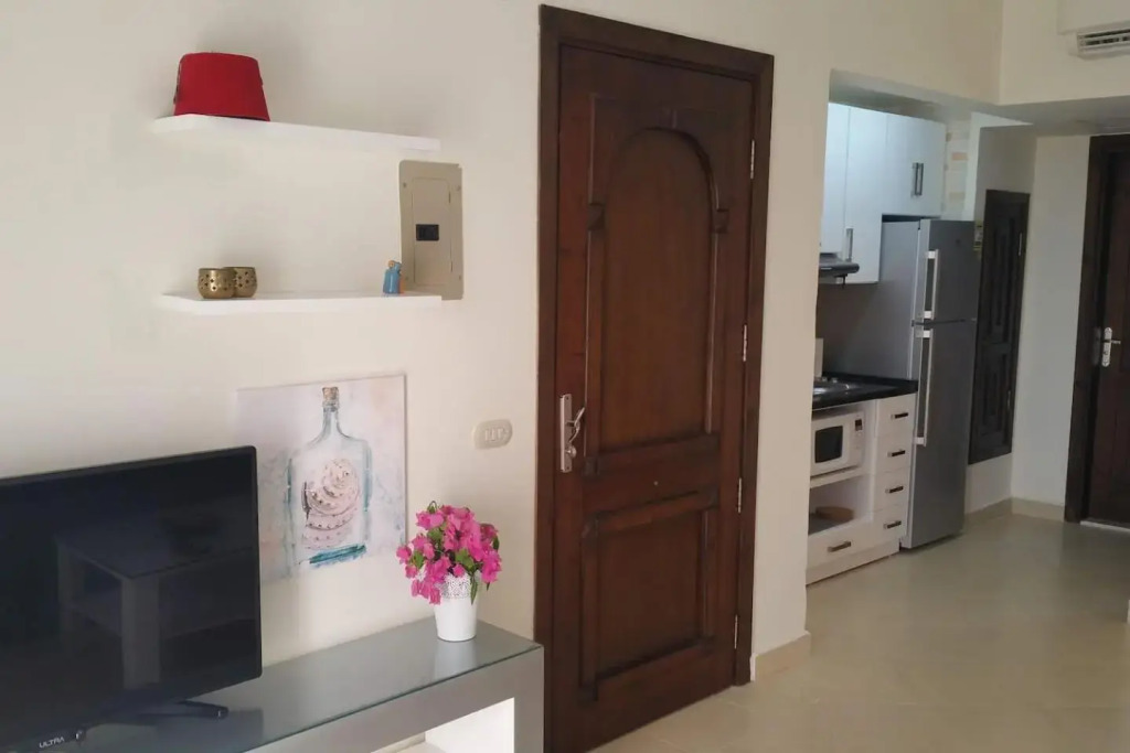 One- bedroom apartment S3 in Vip Zone Sunny Lakes