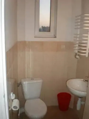 Ada Wolne Pokoje
