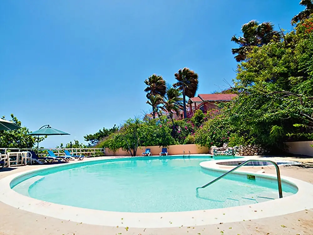 Treasure Beach Inn and Bar