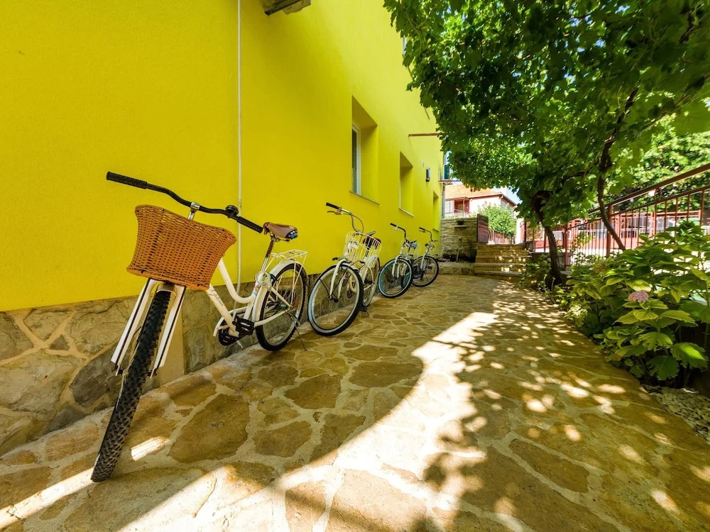 Apartment With one Bedroom in Zadar, With Furnished Garden and Wifi -