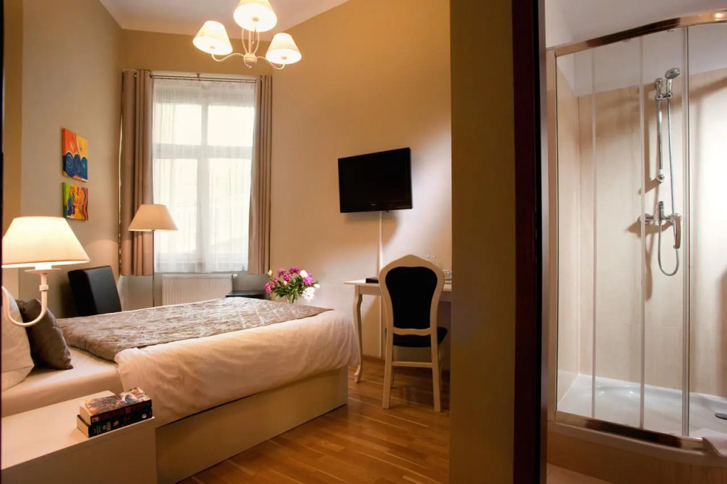 Leone Aparthotel