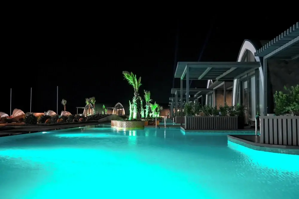 CaspiMayr Retreat Beach Resort