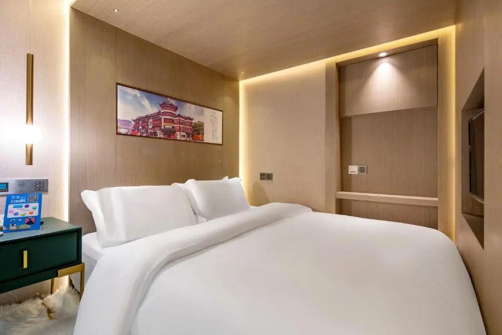 Mengguo Hotel Zhuqiao Town