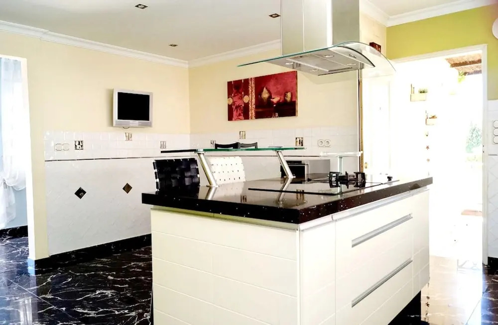 Villa with 3 Bedrooms in Benalmádena, with Wonderful Sea View, Private Pool, Furnished Terrace