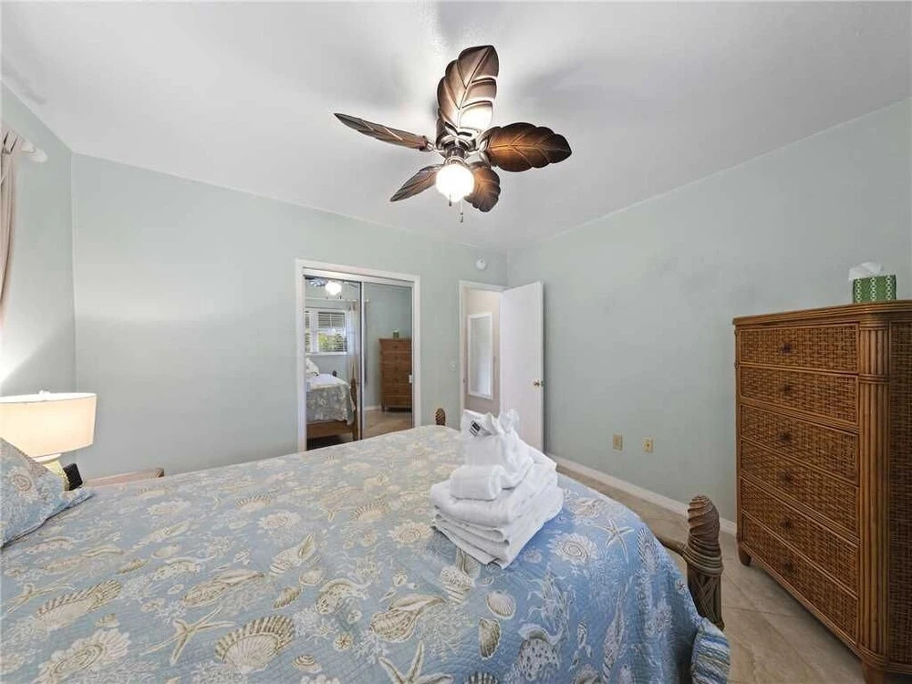 Egret Beach House - Two Bedroom Home