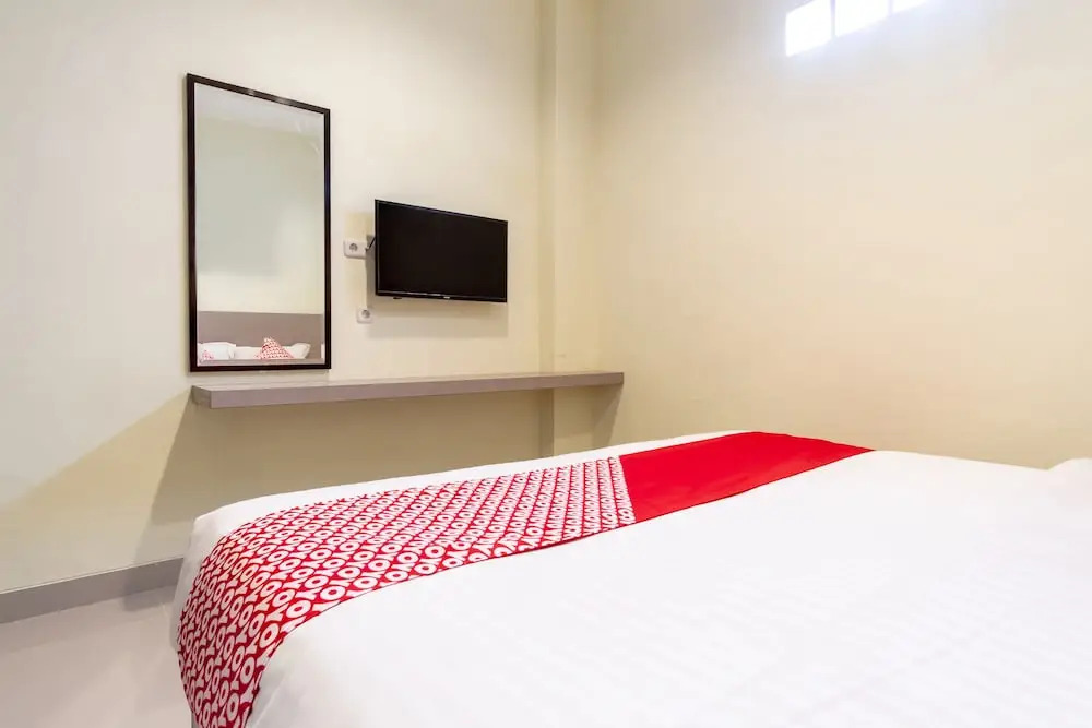 OYO 1185 Bukit Toedjoeh Residence Syariah