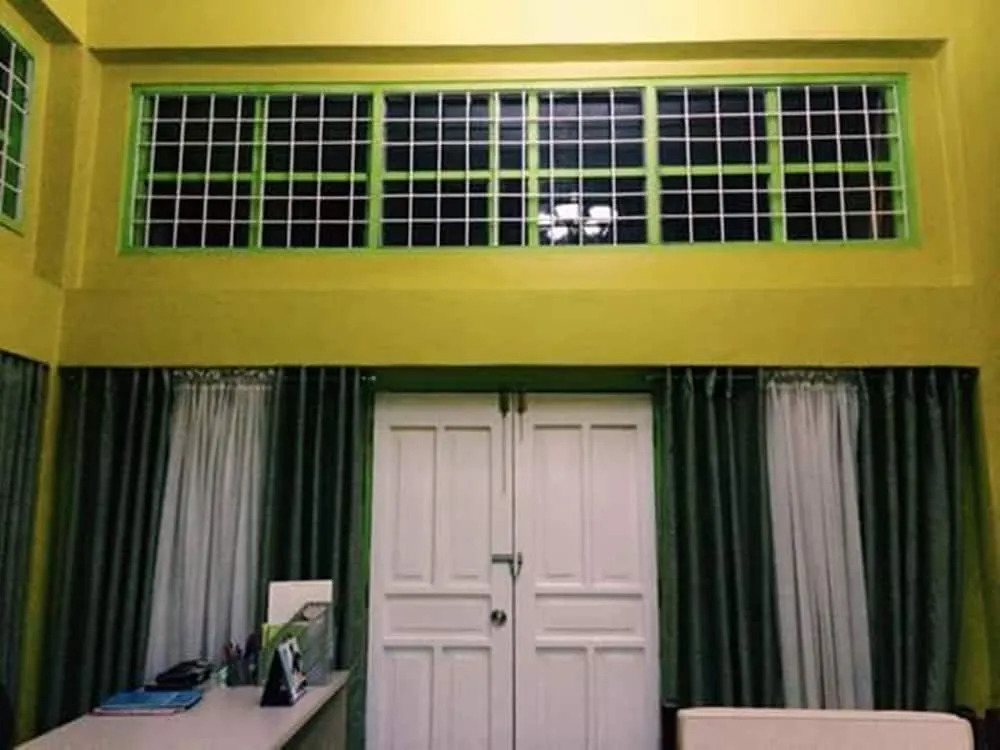 Asistin Transient House