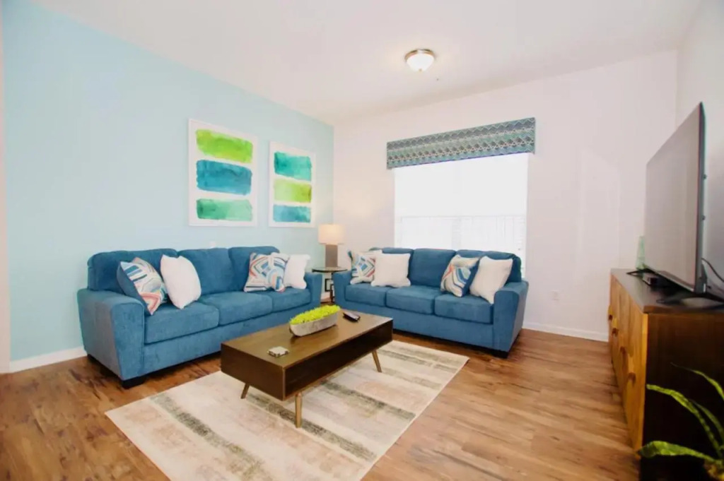 Vista Cay Luxury 4 Bedroom Condo 3117