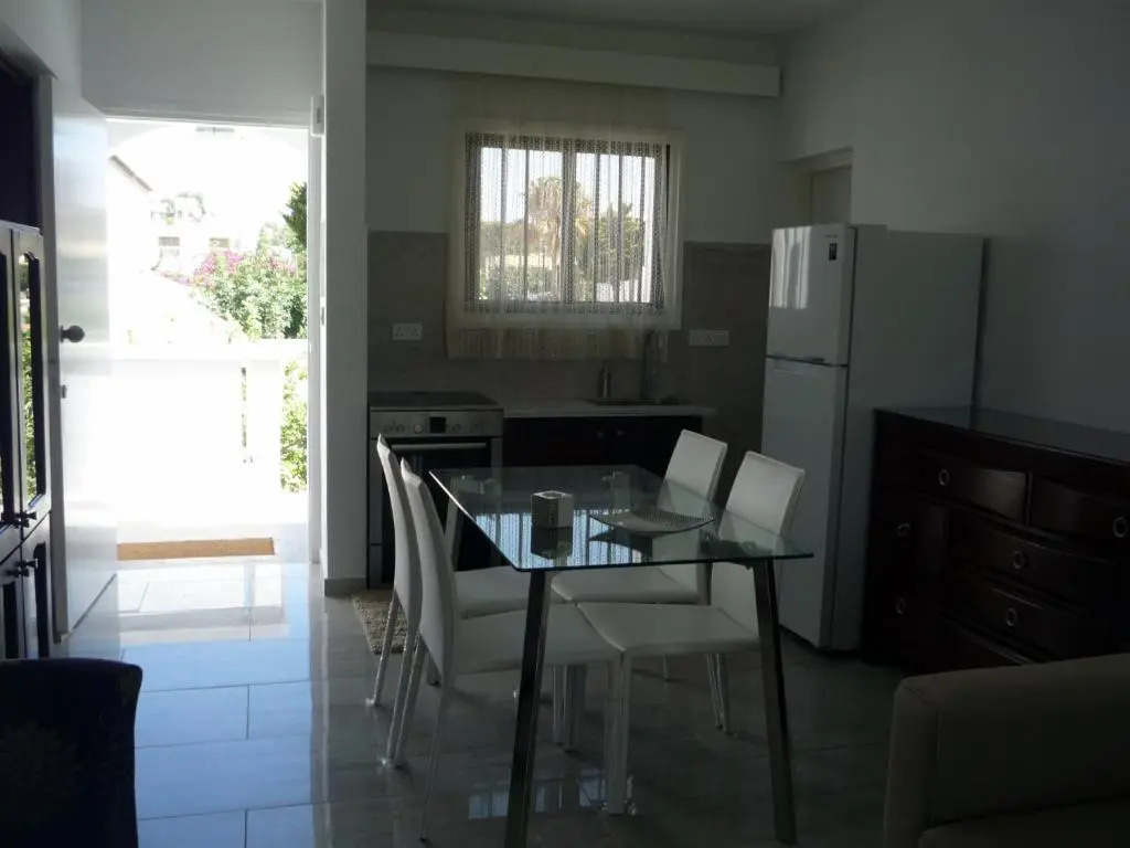 Sandy Beach Apartment 13