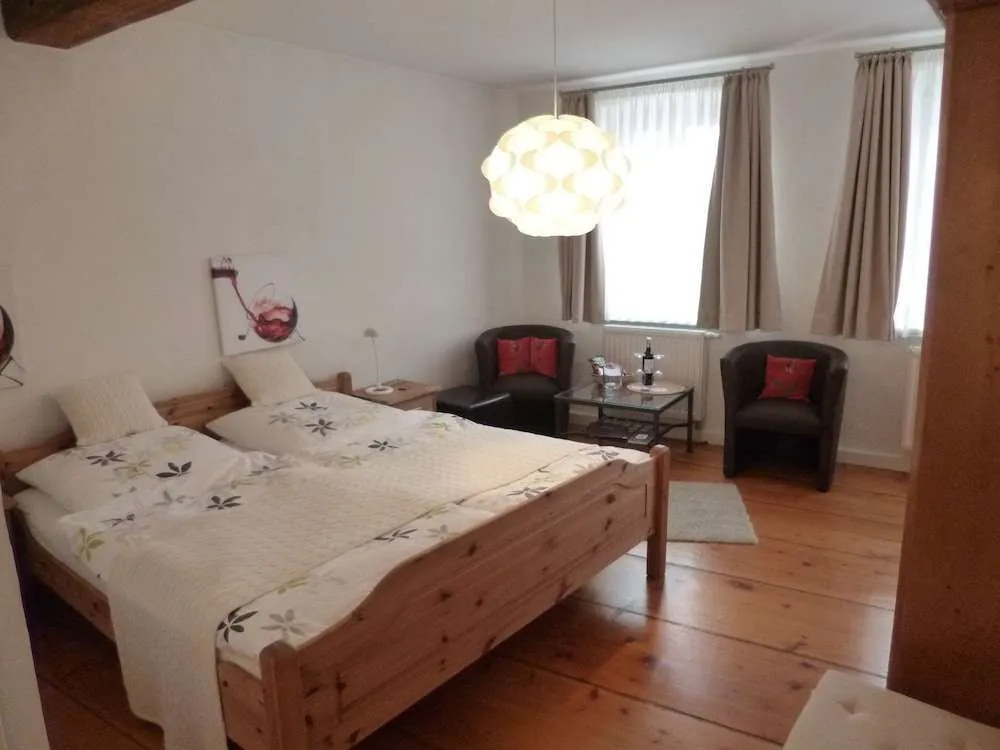 Alter Winzerhof Weisenheim am Berg 3 Sterne SUPERIOR