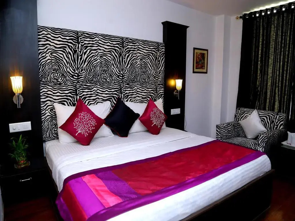 OYO 3712 Chandigarh Grand