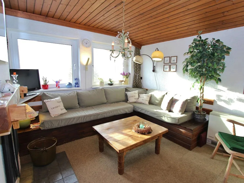 Cozy Chalet Near ski Area