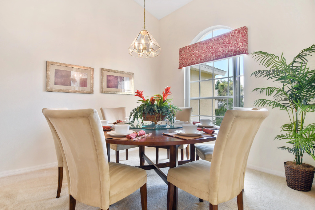 Orange Tree- South facing pool/spa, game room, Clermont, US