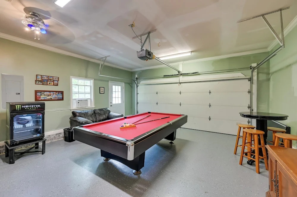 11 Mi to Greensboro: Family Home w/ Hot Tub
