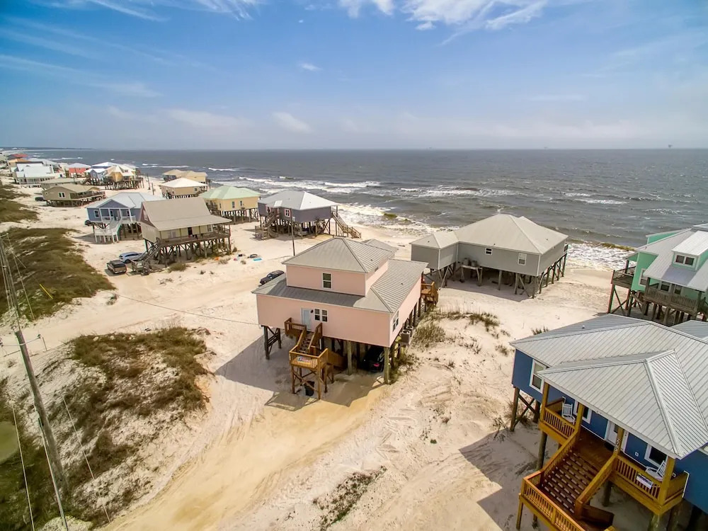 Wave Louder - 105 Spanish Ct