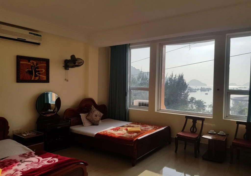 Bay View Hotel