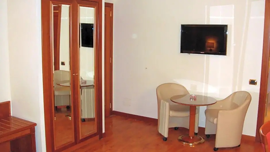 Albergo Corona
