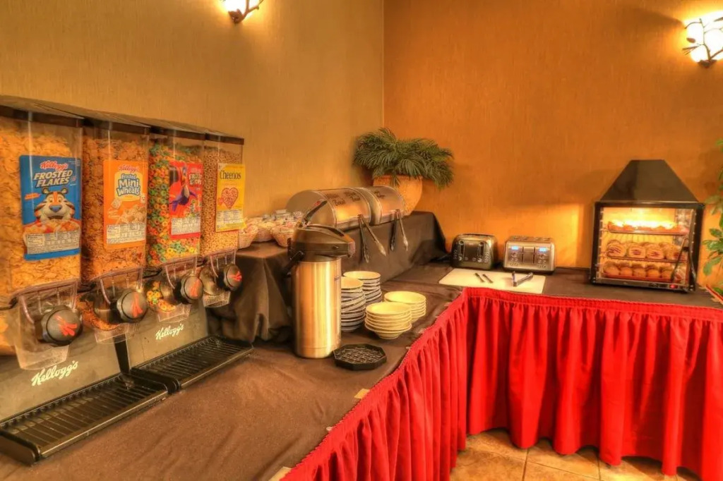 The Ramsey Hotel and Convention Center Pigeon Forge