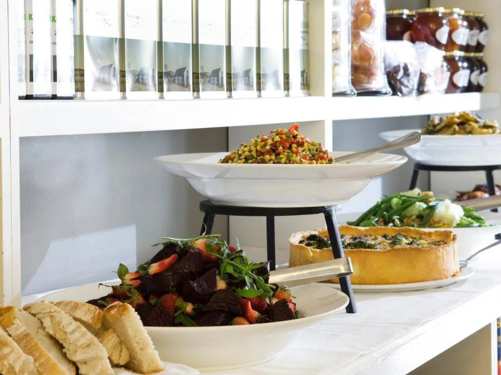 Queens Hotel by BON Hotels