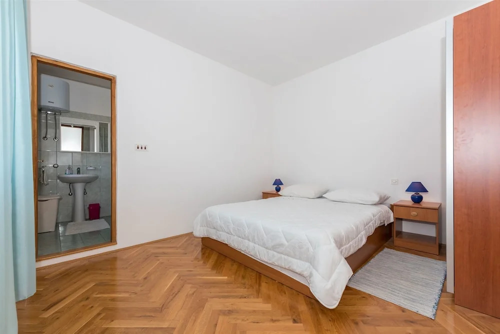 Apartments Ivan