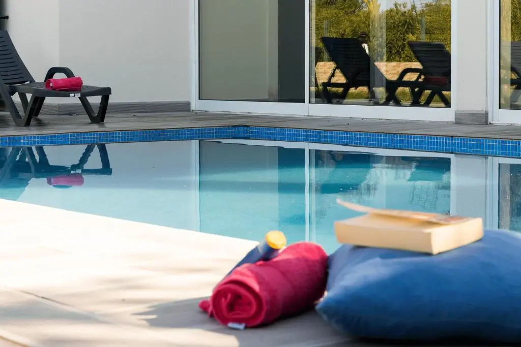 Villa Albufeira Golf Dois Superb V5 sleeps 12 Short Walk to Albufeira Centre