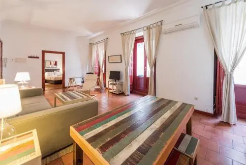 Apartamentos Madrid Centro B