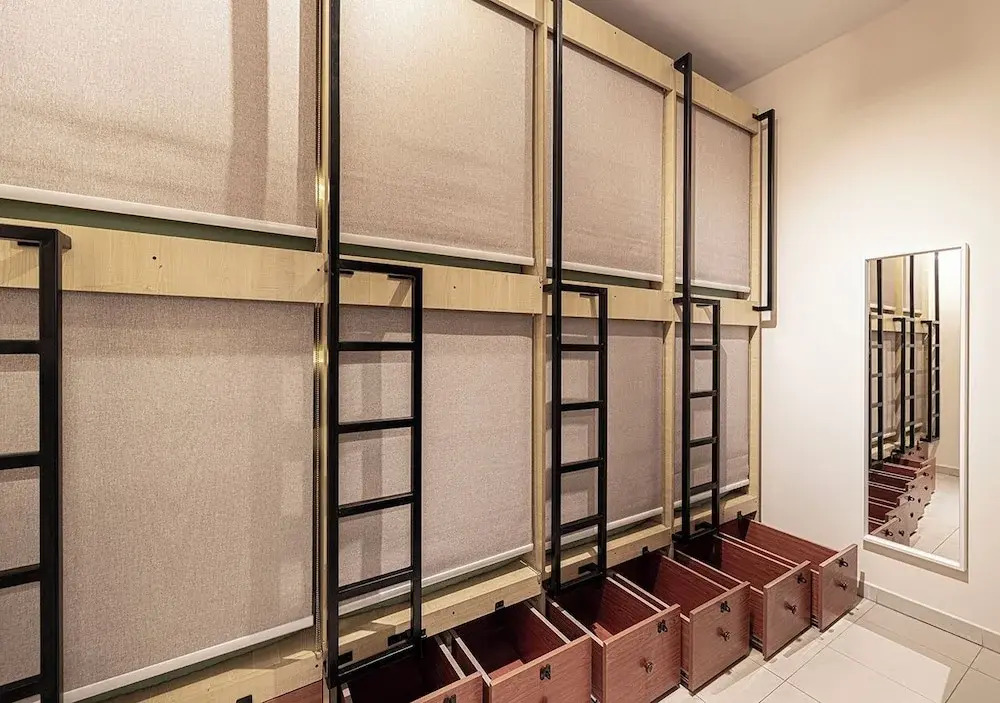 Next'House - Business Boulevard Hostel