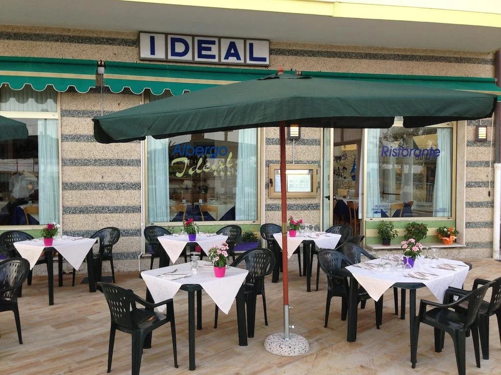 Hotel Ideal