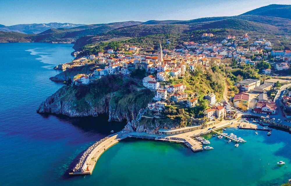 Stunning Home in Vrbnik With Wifi and 1 Bedrooms
