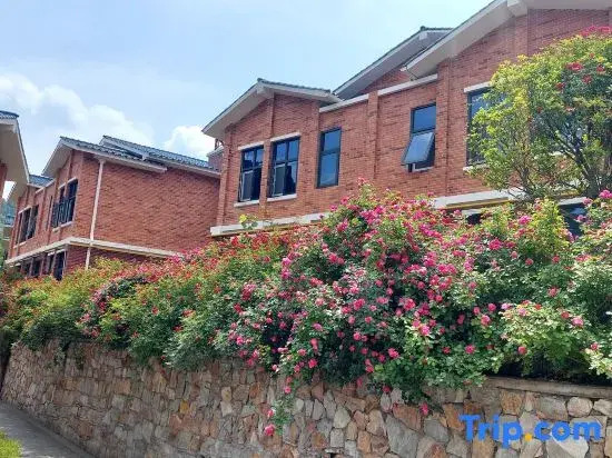 Liuba Zibai Kangyang Hotel