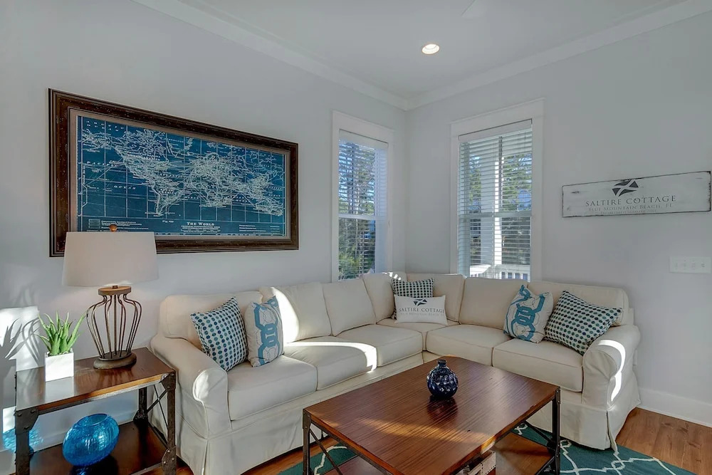 Saltire Cottage by Destin Getaways