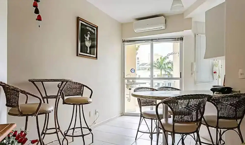 2 b ap, 400m the Beach, Jurere Downtown Rgp208