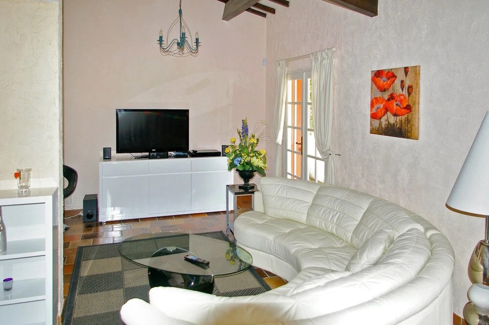 Villa With 4 Bedrooms in Dompierre-sur-charente, With Private Pool, En