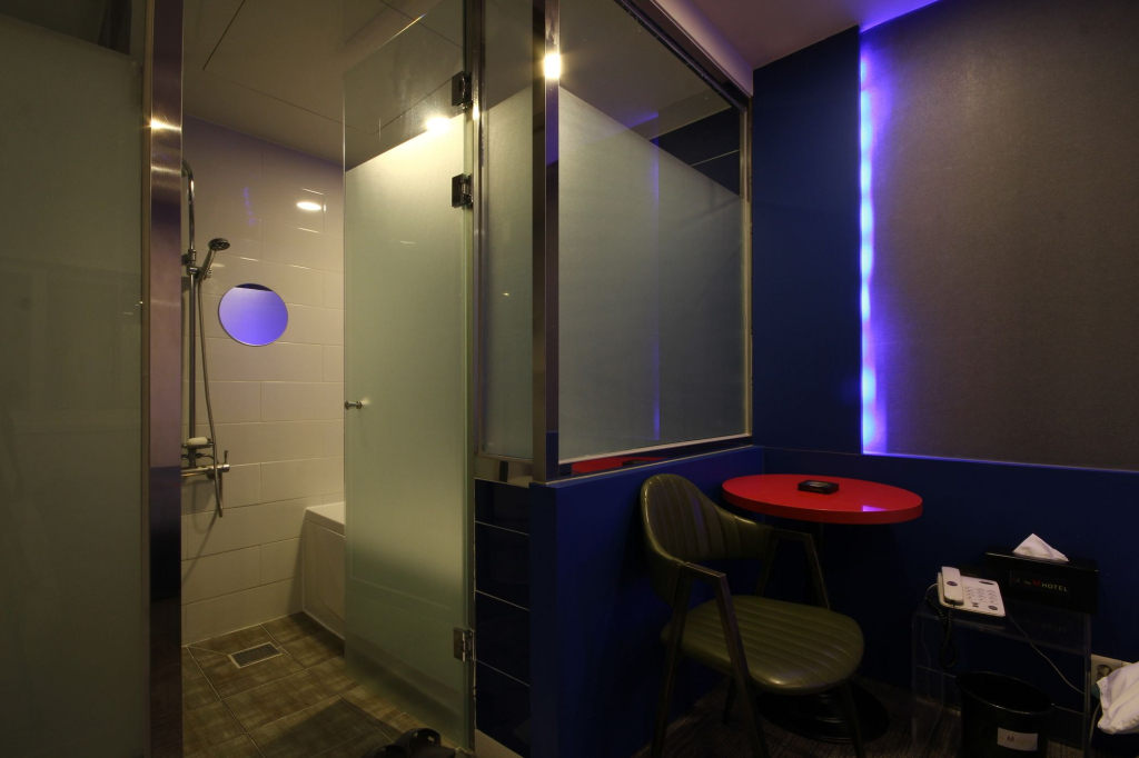 The M Hotel