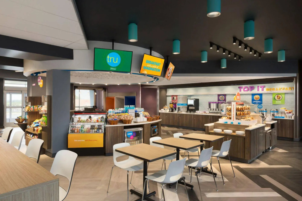 Tru by Hilton Lancaster East