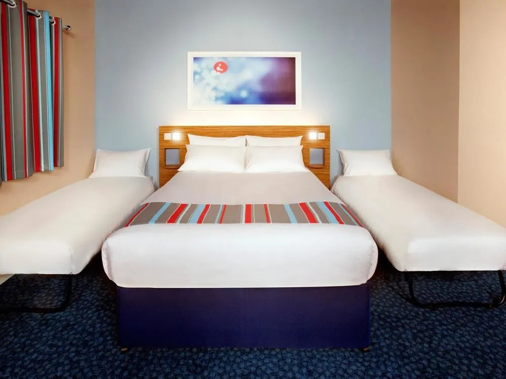 Travelodge Cardiff Atlantic Wharf Hotel