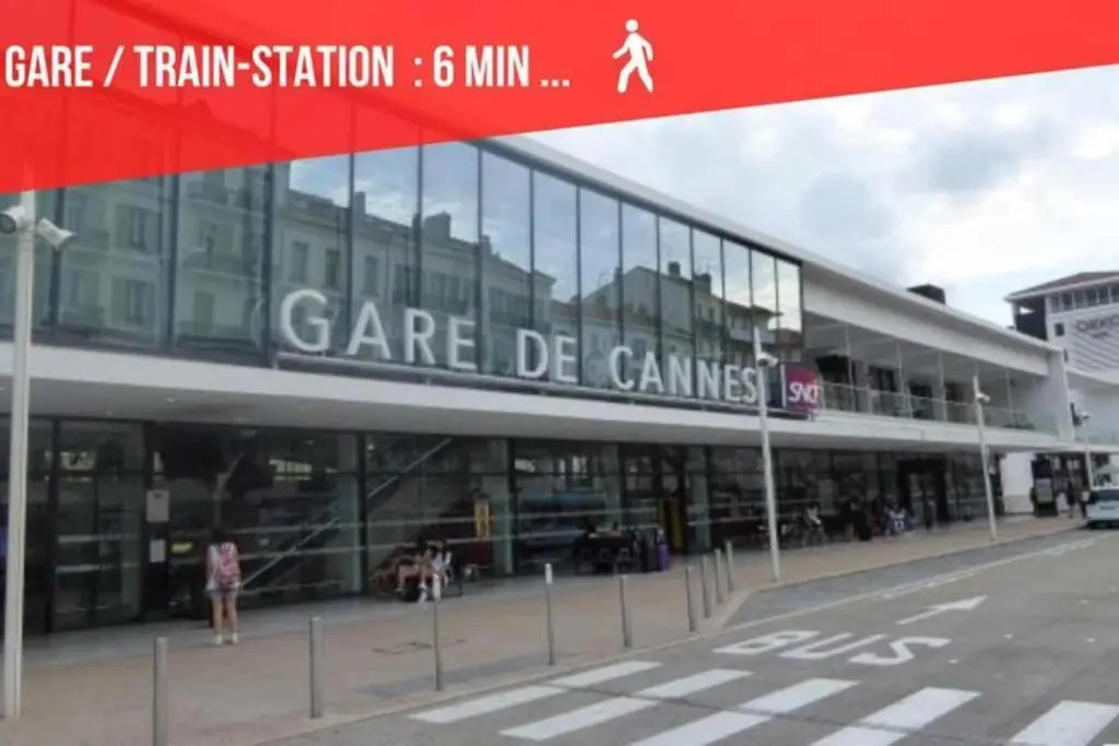 Cocoon Center - Rue d'antibes - 200m plage- Clim - wifi - Unique